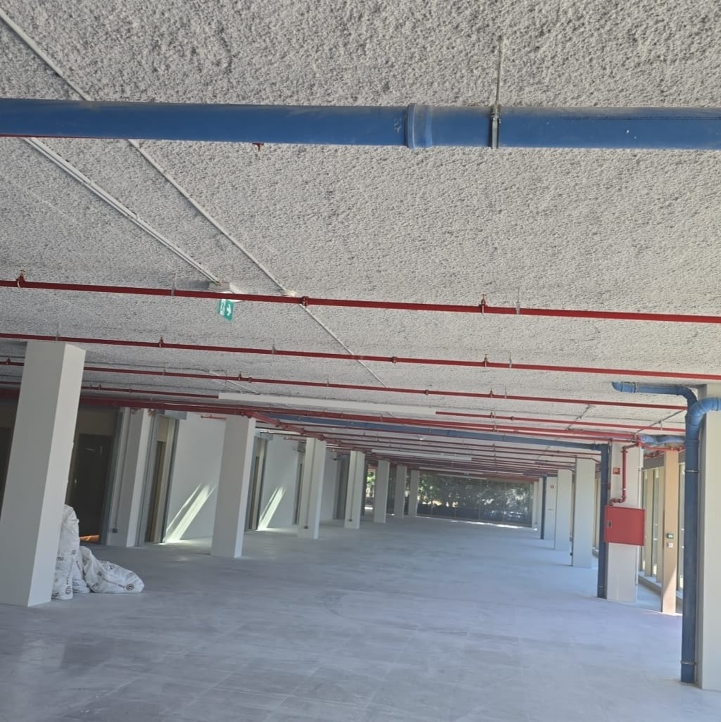 Lã Mineral Projetada em Garagens